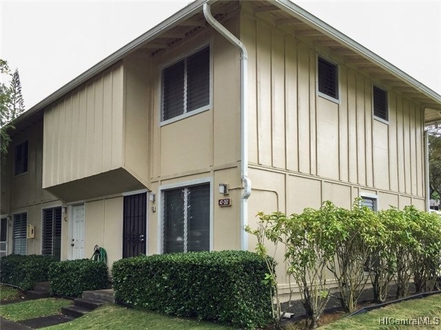 Front view of the unit.