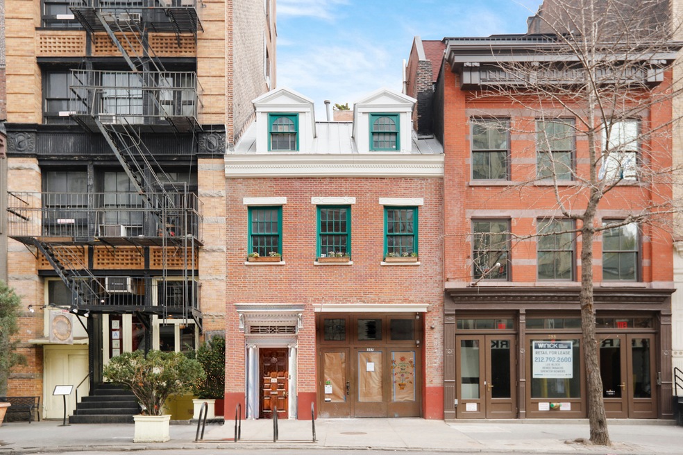 357 W Broadway, New York, NY 10013 - photo 1