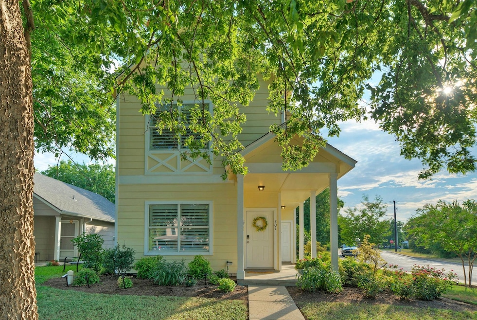 For Rent $2,900/month • Co-Listing Agent