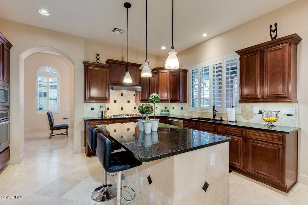 Kitchen bar