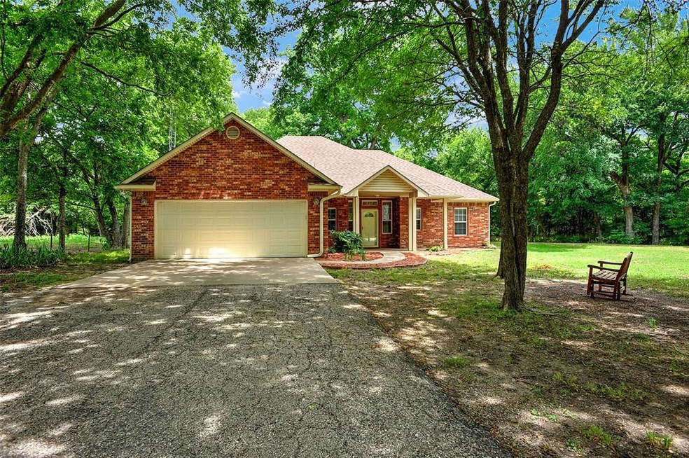 8232 Texas 11, Whitewright, TX 75491 - photo 1