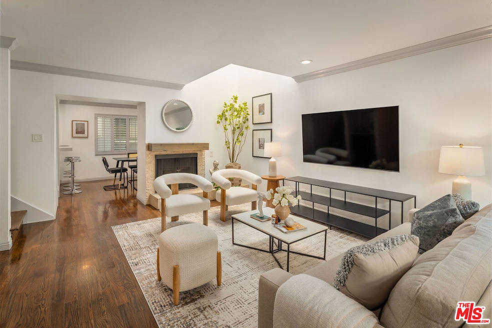 1226 N Kings Rd unit 4, West Hollywood, CA 90069 - photo 1