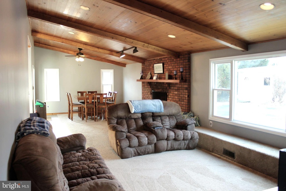 222 Dale Rd, Pasadena, MD 21122 - photo 1