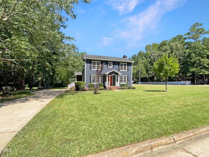 1400 Woods Creek Dr, Garner, NC 27529 - photo 1