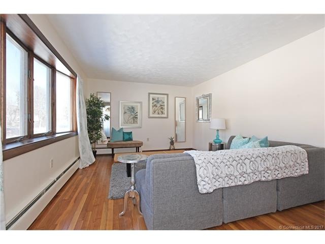 14 Light St, Enfield, CT 06082 - photo 1