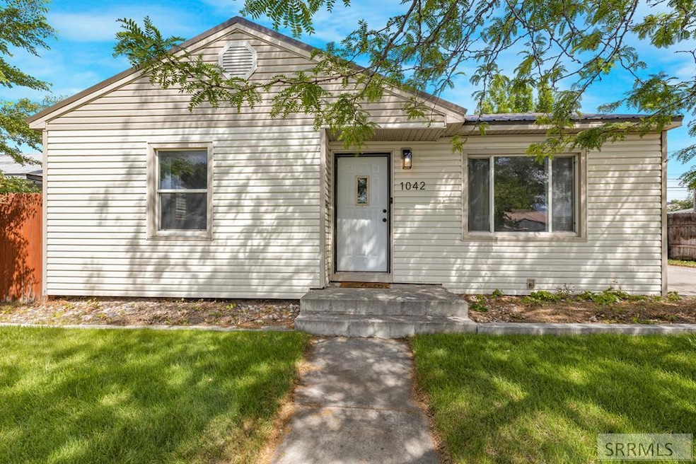 Pending $275,000 • Co-Listing Agent