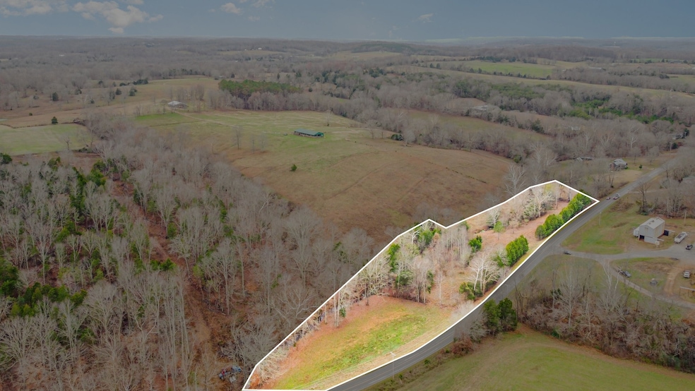 0 Maple Valley Rd, Cumberland Furnace, TN 37051 - photo 1