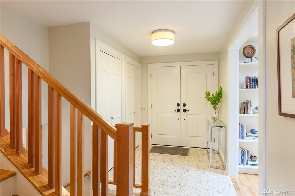 6020 94th Ave SE, Mercer Island, WA 98040 - photo 1