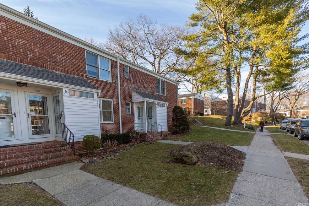 45 Glen Keith Rd unit Lower, Glen Cove, NY 11542 - photo 1