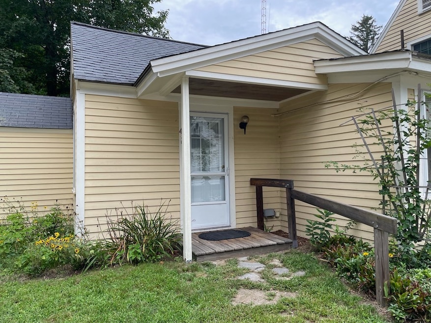 48 W Main St unit B, Groton, MA 01450 - photo 1