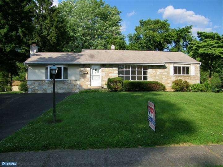 202 Diane Ave, Hatboro, PA 19040 - photo 1