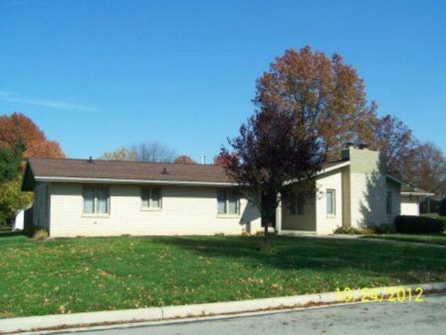 1205 Lavina Ave, Bucyrus, OH 44820 - photo 1