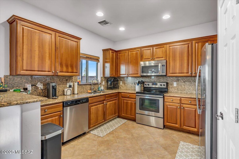 7581 E Fair Meadows Loop, Tucson, AZ 85756 - photo 1