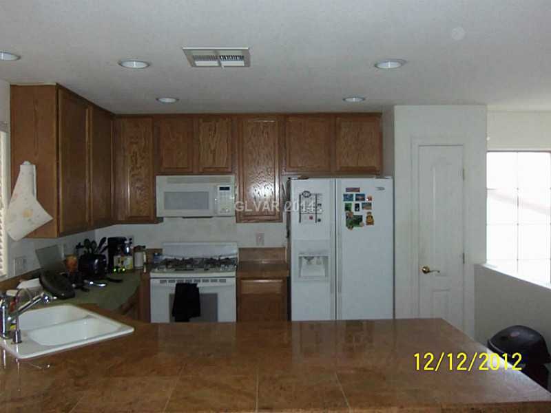 7315 Camrose Ridge Place unit 204, Las Vegas, NV 89149 - photo 1