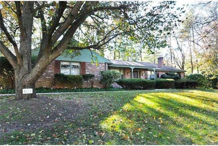 8818 Carlisle Rd, Glenside, PA 19038 - photo 1