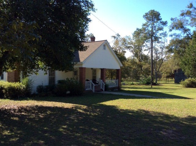 1621 Gibbs Bridge Rd, Uvalda, GA 30473 - photo 1