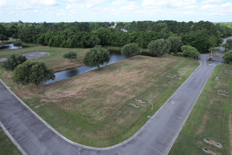 4 Cravens St, Georgetown, SC 29440 - photo 1