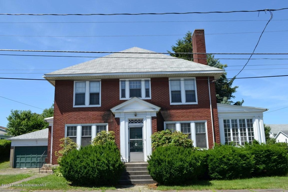 411 Grant St, Olyphant, PA 18447 - photo 1