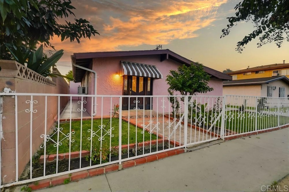 947 S Arizona Ave, Los Angeles, CA 90022 - photo 1