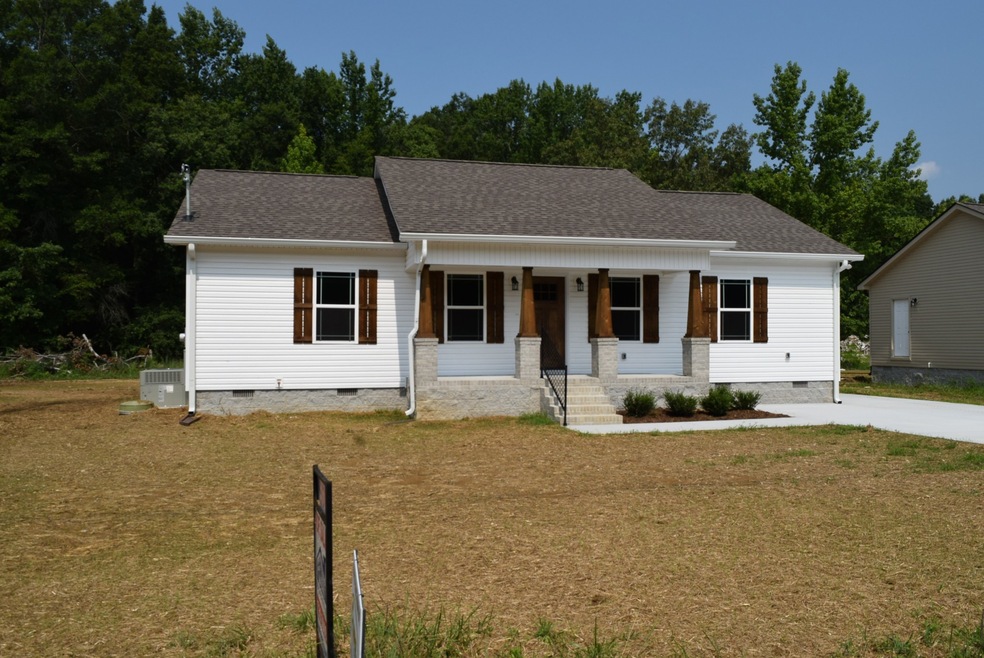 1522 S Spring St, Manchester, TN 37355 - photo 1