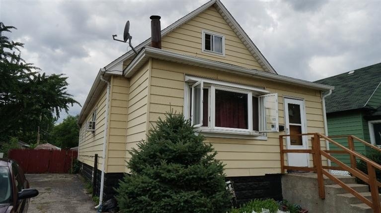 4308 Grover Ave, Hammond, IN 46327 - photo 1