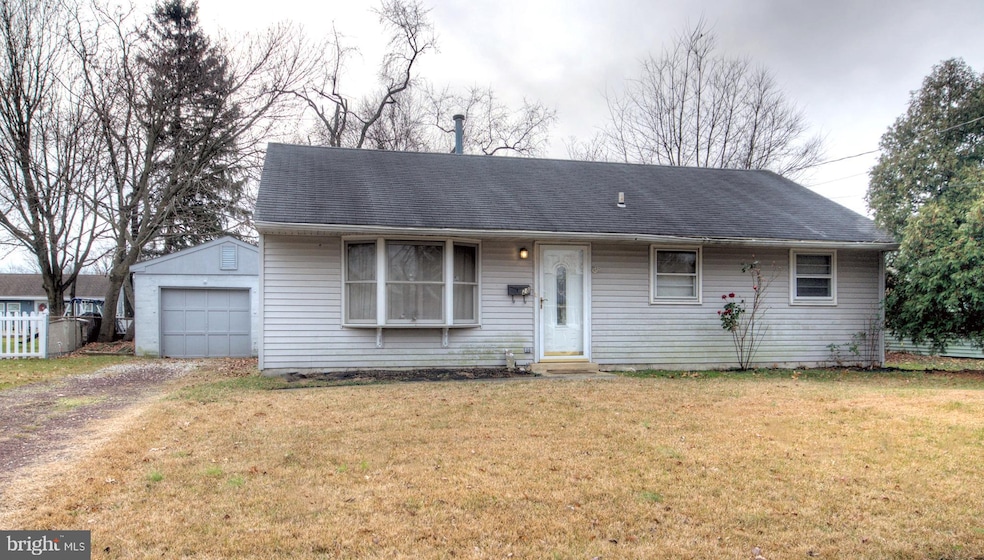 28 N Rose Ln, West Berlin, NJ 08091 - photo 1