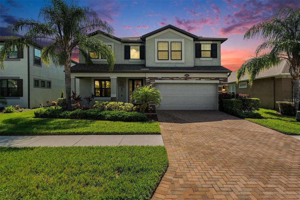 For Sale $842,500 • Co-Listing Agent