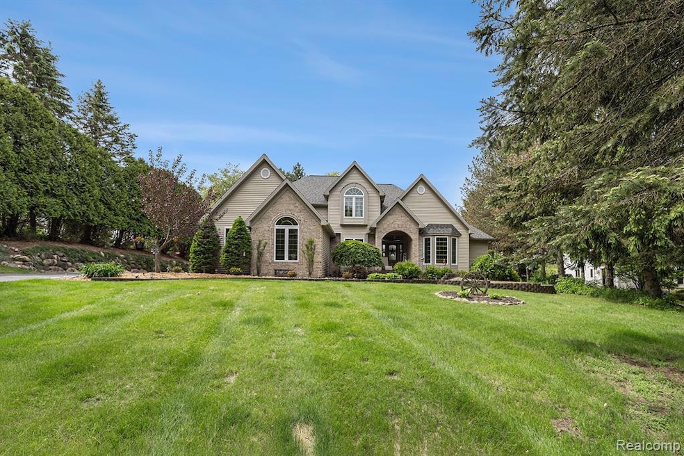 1437 Rillview Ct, Metamora, MI 48455 - photo 1