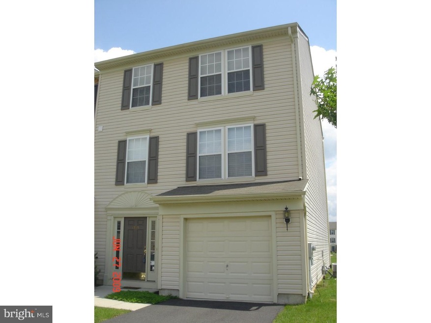 4545 Jasmine Dr unit 180, Center Valley, PA 18034 - photo 1