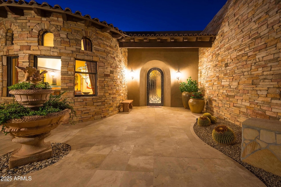 8300 E Dixileta Dr unit 225, Scottsdale, AZ 85266 - photo 1