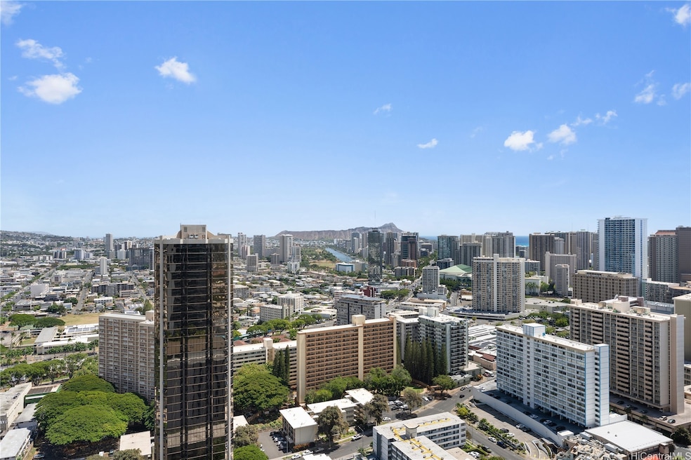 1515 Liona St unit 3807, Honolulu, HI 96814 - photo 1