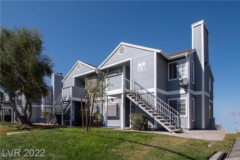 4240 E Tonopah Ave, Las Vegas, NV 89115 - photo 1