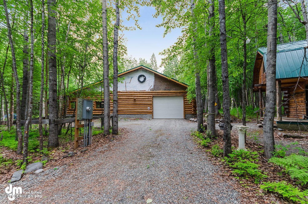 Edgerton Large Log Home and Cabin