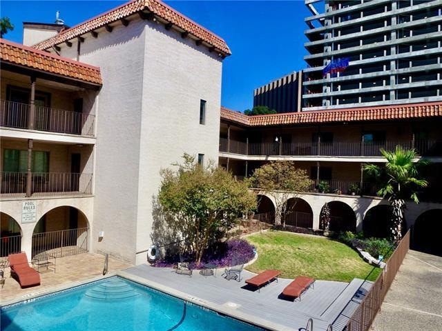 Downtown Mexican style Hacienda tucked in among th