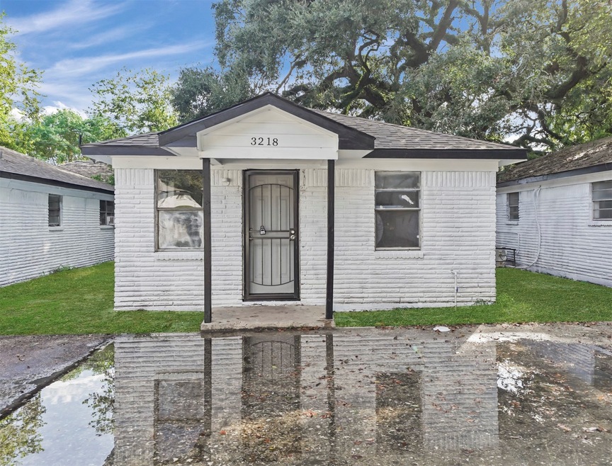 3210 Cactus St unit 3210, Houston, TX 77026 - photo 1