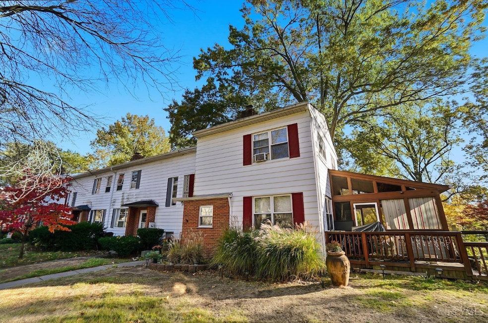 61 Flanders Ln, Cincinnati, OH 45218 - photo 1