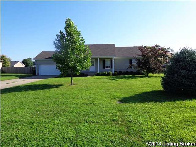 369 Helmwood Cir, Mount Washington, KY 40047 - photo 1
