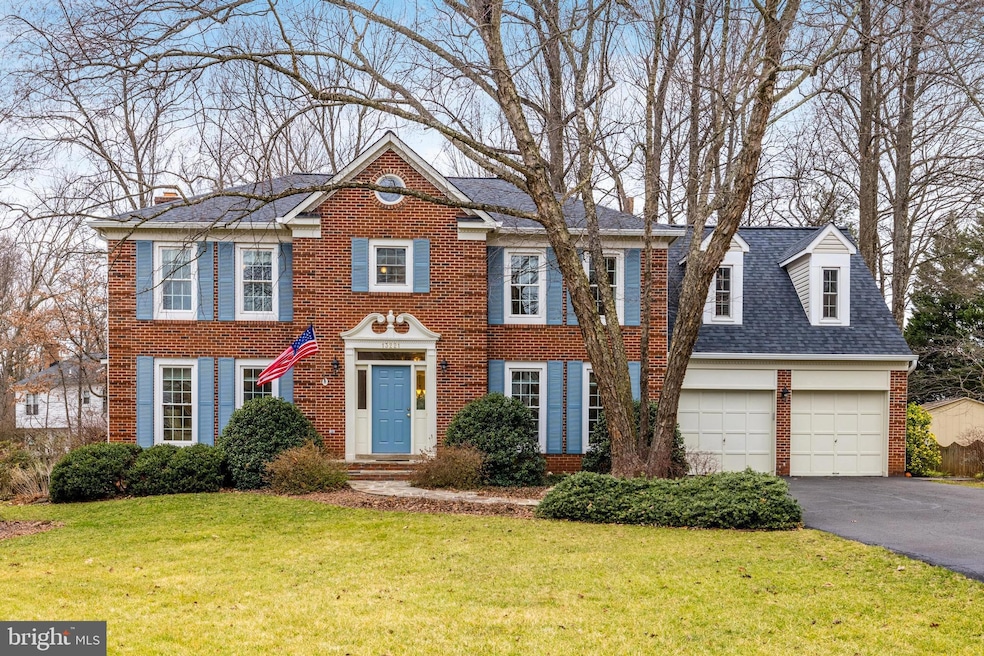 13221 Shady Ridge Ln, Fairfax, VA 22033 - photo 1