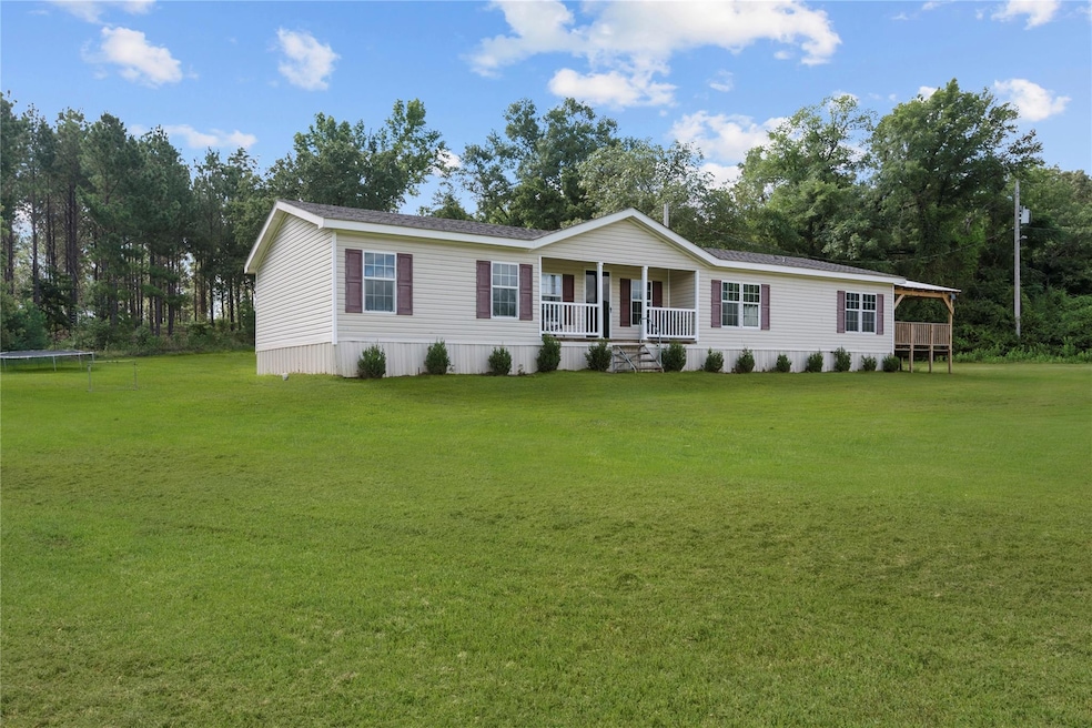 9980 Cross Creek Rd, Vivian, LA 71082 - photo 1