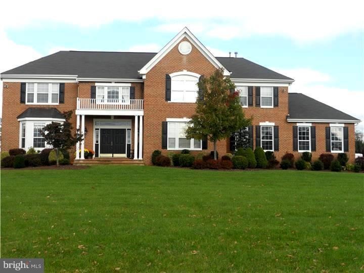 54 Peoples Line Rd, Somerset, NJ 08873 - photo 1