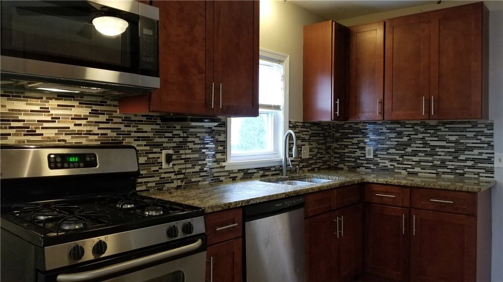 158 Jefferson St, Warwick, RI 02888 - photo 1