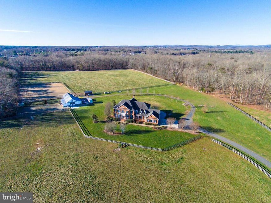 14836 Glenkirk Rd, Nokesville, VA 20181 - photo 1