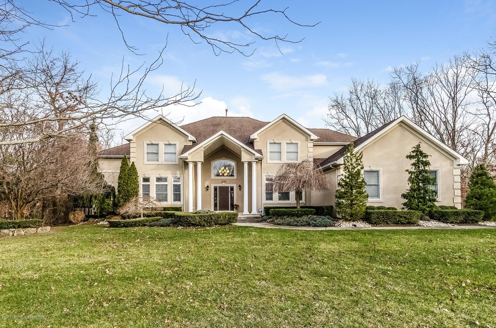 001-Front_View-3548408-medium