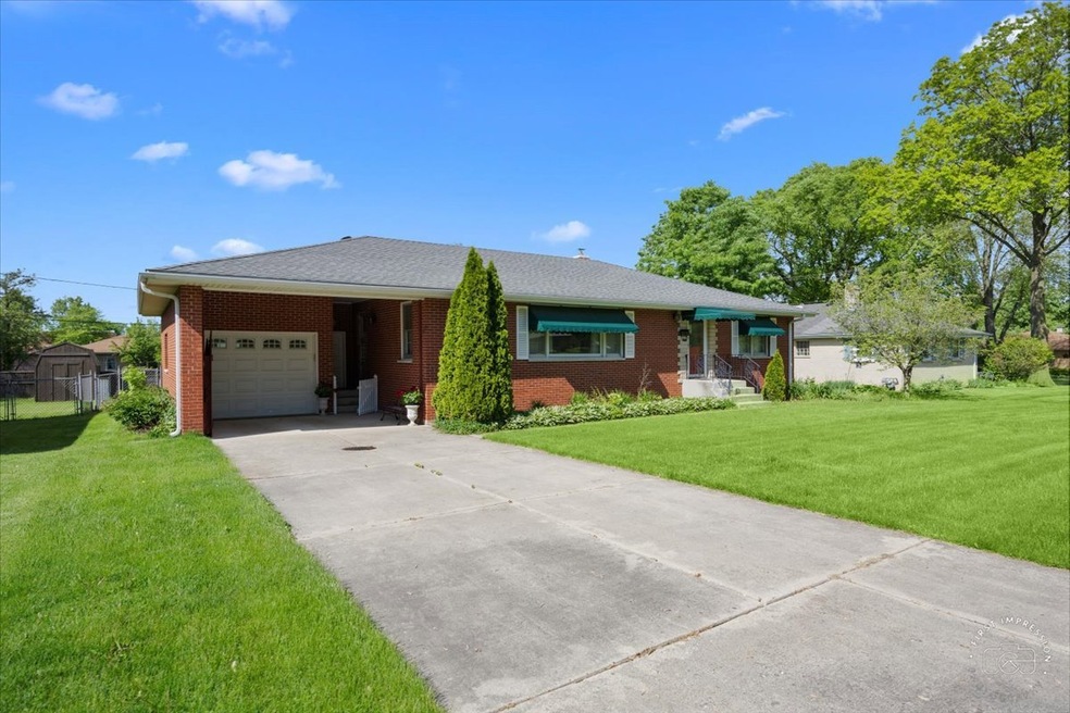 Sold $330,000 • Co-Listing Agent