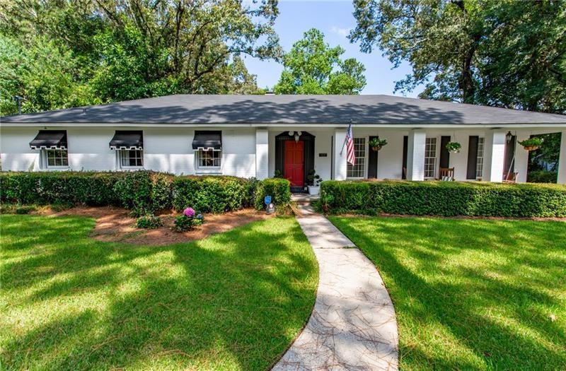 Exceptional Home in Spring Hill!