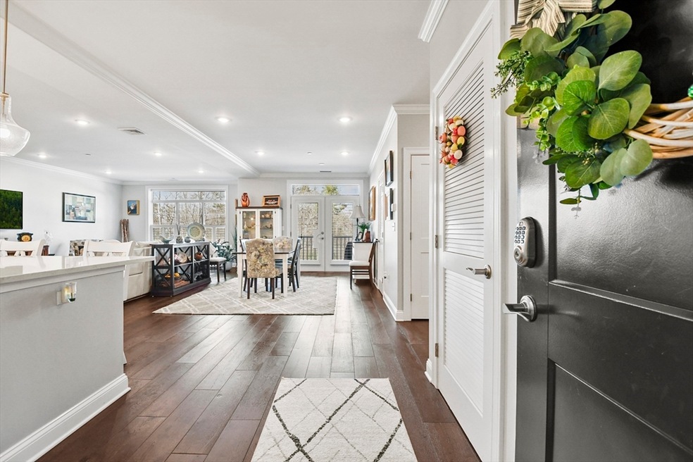 635 Old Post Rd unit 108, Sharon, MA 02067 - photo 1