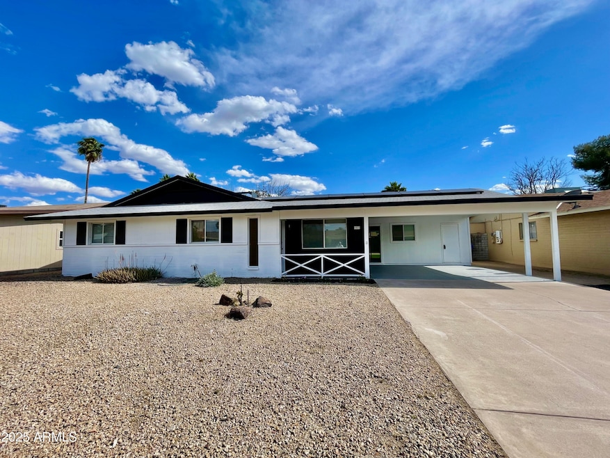 2213 E Janice Way, Phoenix, AZ 85022 - photo 1