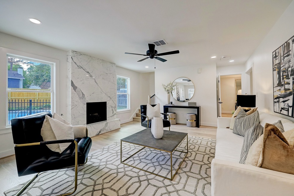 951 Del Norte St, Houston, TX 77018 - photo 1