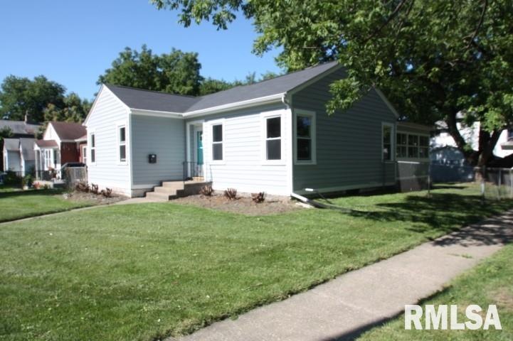 1330 Farnam St, Davenport, IA 52803 - photo 1