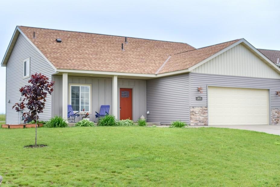 1615 34th St NE, Sauk Rapids, MN 56379 - photo 1